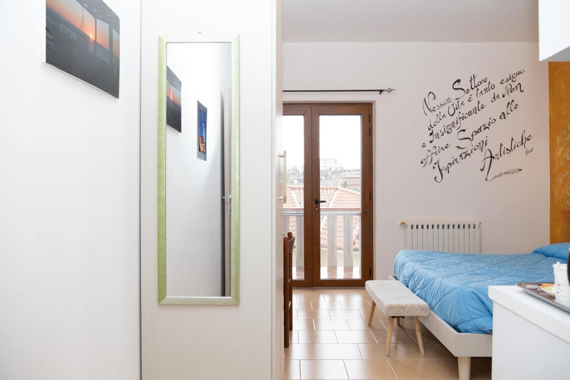 La Dimora Degli Artisti Bed & Breakfast Catanzaro Exterior foto